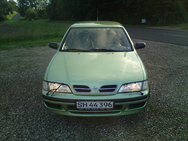 Nissan Primera 1,6 - Byttet billede 3