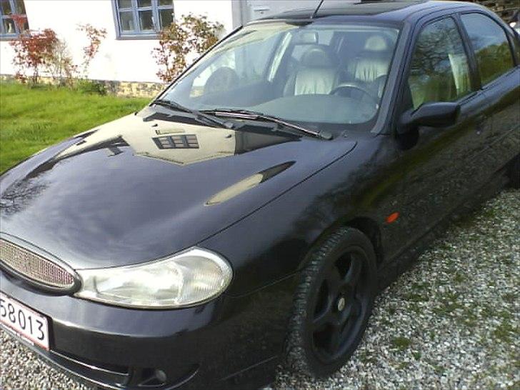 Ford mondeo 2,5 v6 ghia byttet billede 1