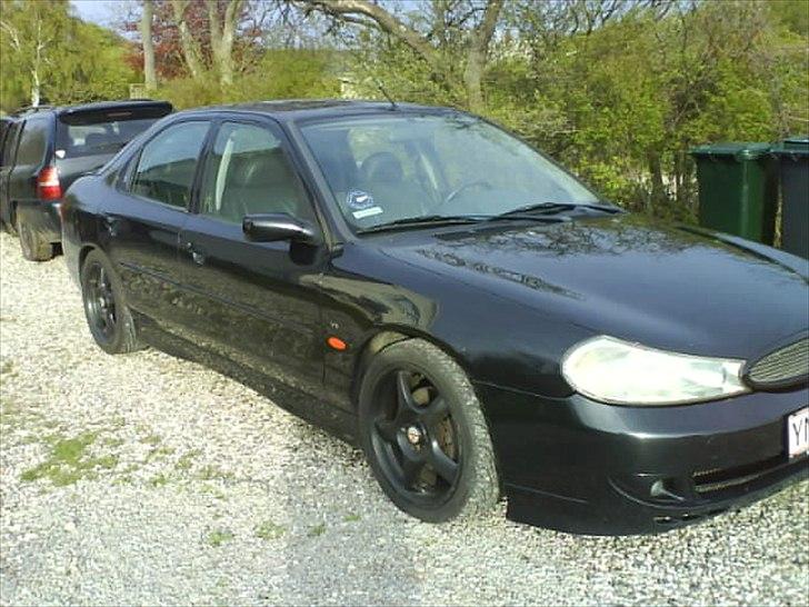 Ford mondeo 2,5 v6 ghia byttet billede 2