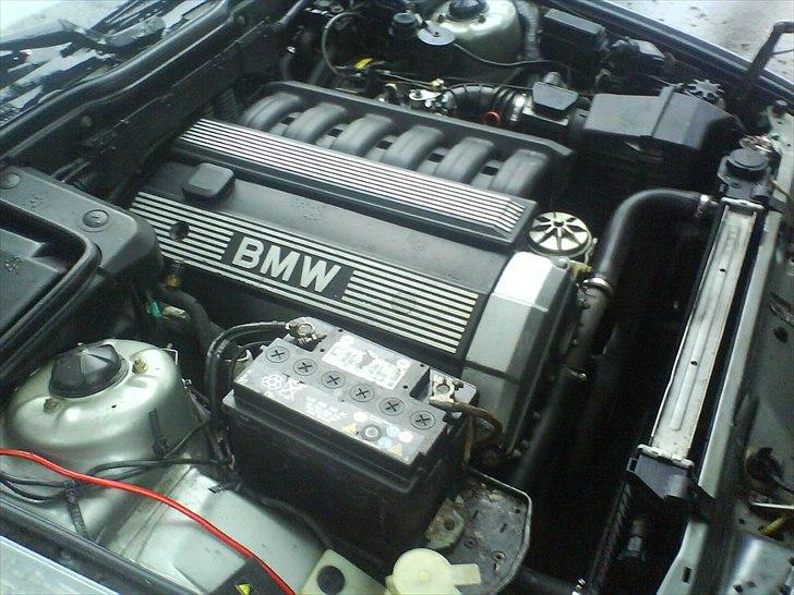 BMW e34 525i  Solgt  billede 11