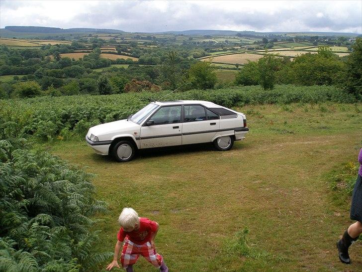 Citroën BX 19 TZD - Cluseau på et udsigtspunkt i Dartmoor, efter 20 min. terrænkørsel - her kommer du ikke hen i din BMW A4... billede 10