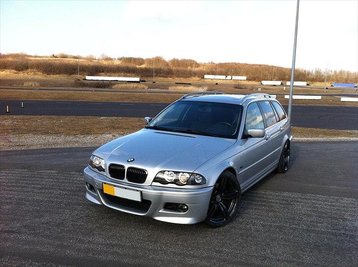 BMW E46 330D SOLGT billede 2