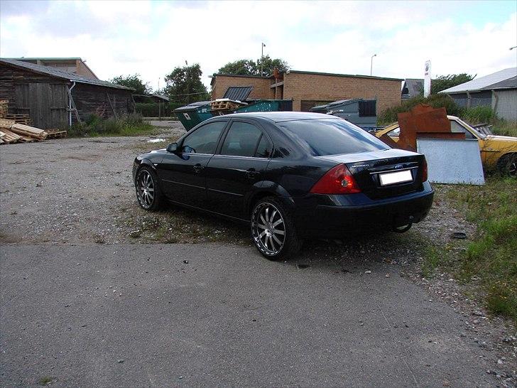 Ford Mondeo 2,0 TDDI billede 5