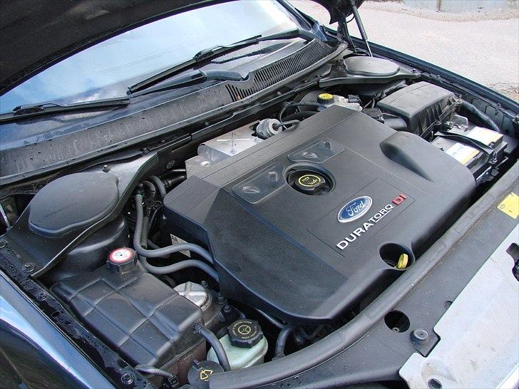 Ford Mondeo 2,0 TDDI billede 14