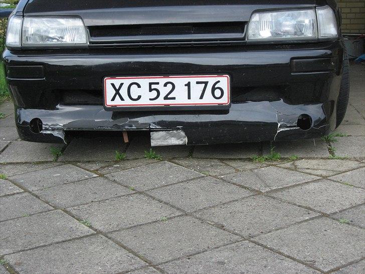 Daihatsu Charade 1.6 *solgt* - da jeg fik den , skadet front og bag.. er blevet fixet billede 15