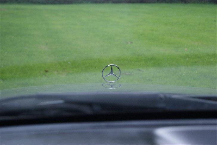 Mercedes Benz 300E SOLGT billede 15