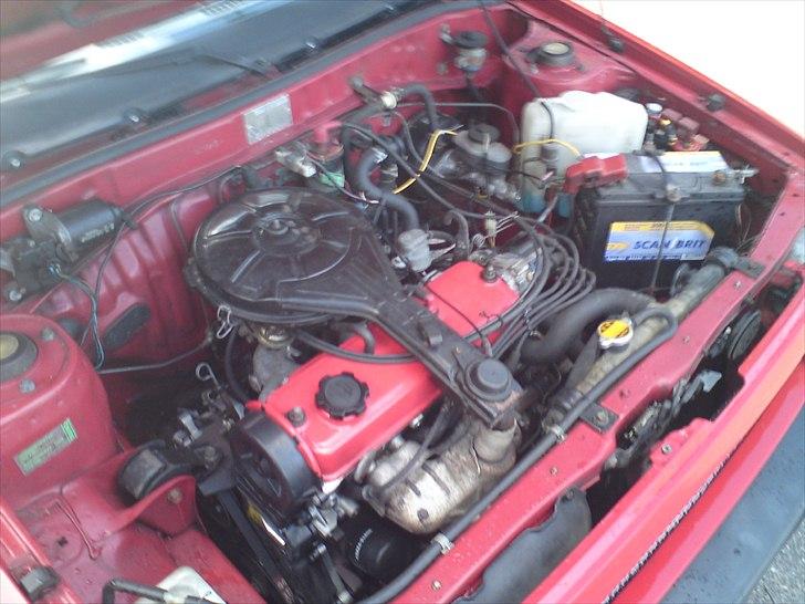 Toyota Starlet SOLGT billede 9