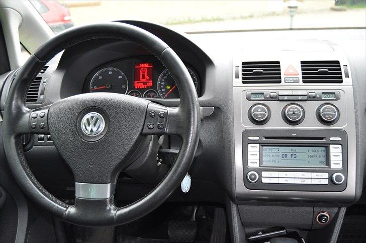 VW Touran (SOLGT) billede 5
