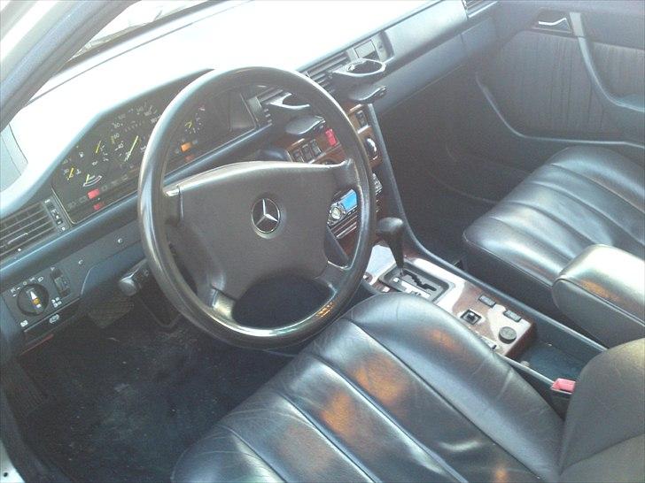 Mercedes Benz 124-230 TE billede 11