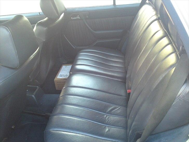 Mercedes Benz 124-230 TE billede 12