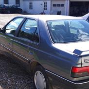 Peugeot 405