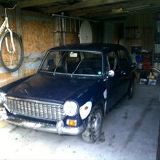 Austin 1100 Mk 2 Deluxe Saloon Solgt