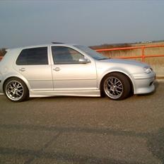 VW GOLF 4 