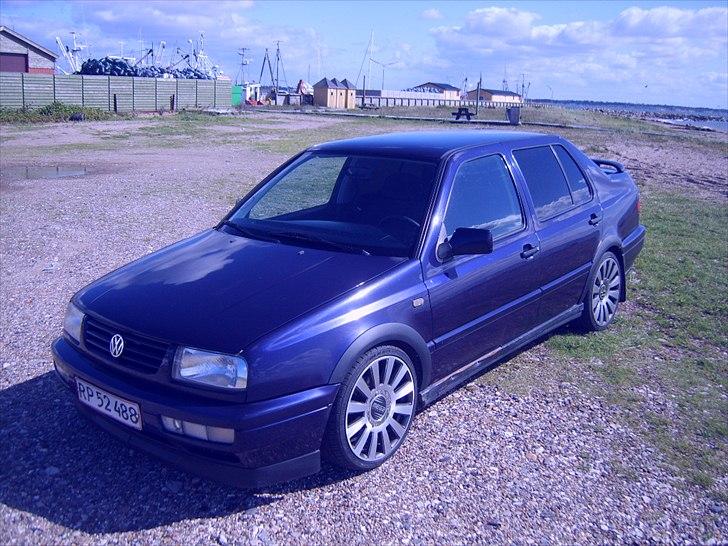 VW vento solgt billede 7