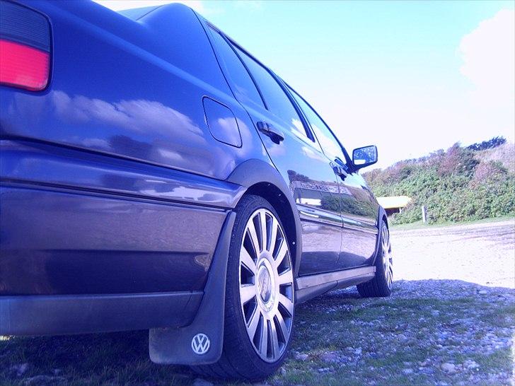 VW vento solgt billede 12