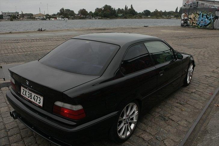 BMW e36 320i coupe SOLGT billede 9
