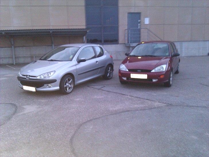 Ford Focus 1,6 hatch {Solgt billede 10