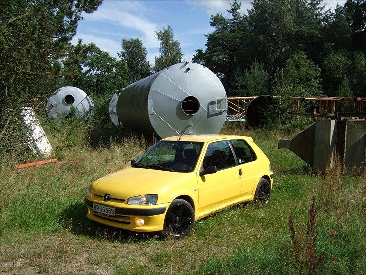 Peugeot 106 GTi (TOTALSKADET) billede 1