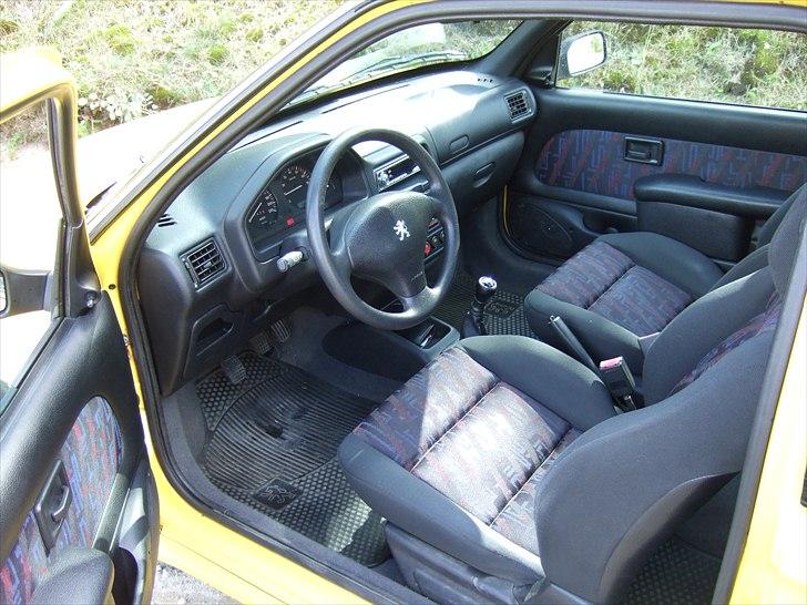 Peugeot 106 GTi (TOTALSKADET) billede 8