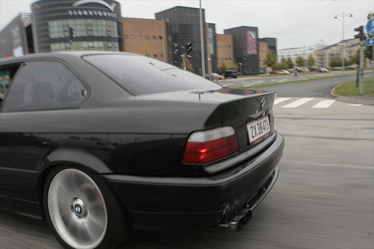 BMW e36 320i coupe SOLGT billede 12