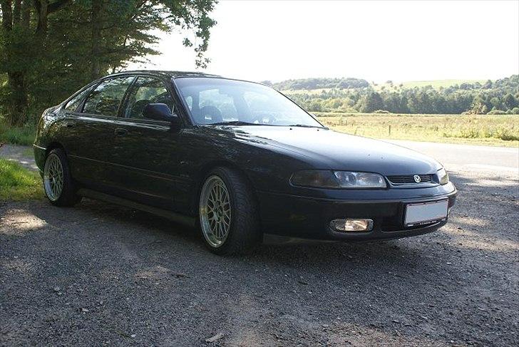 Mazda 626 2,5i V6 KLZE Solgt billede 9