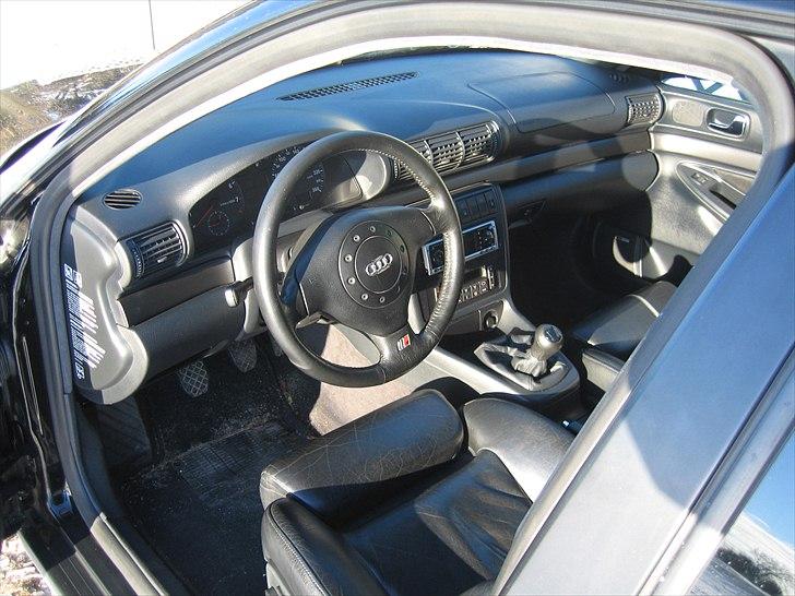 Audi A4 1.8 T Avant SOLGT billede 18