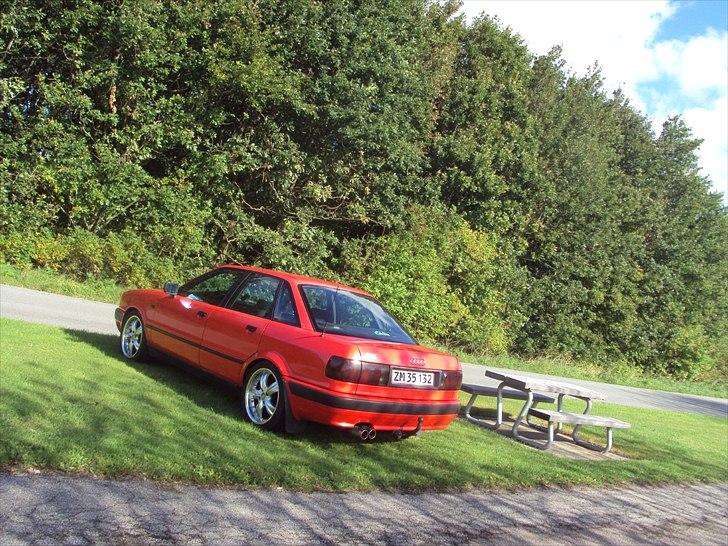 Audi 80 limousine SOLGT billede 13