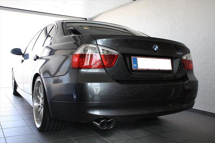 BMW 325i E90 KONEBIL SOLGT billede 14