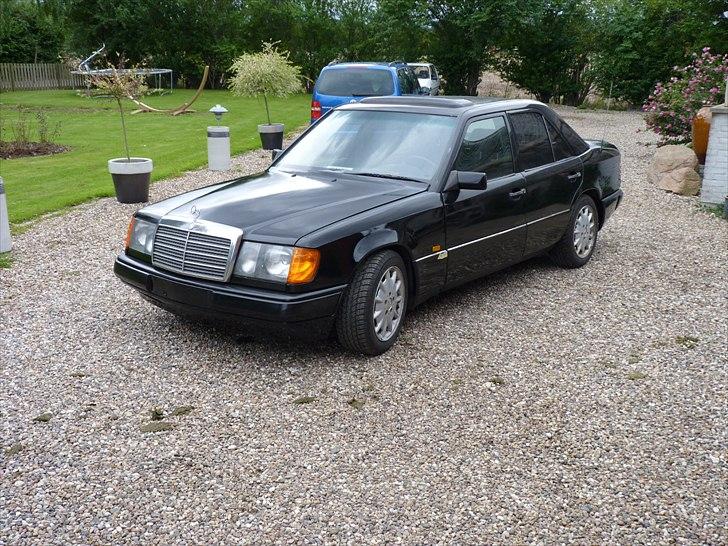 Mercedes Benz 250 D SOLGT - så blev den sku os malet. lækkert billede 13