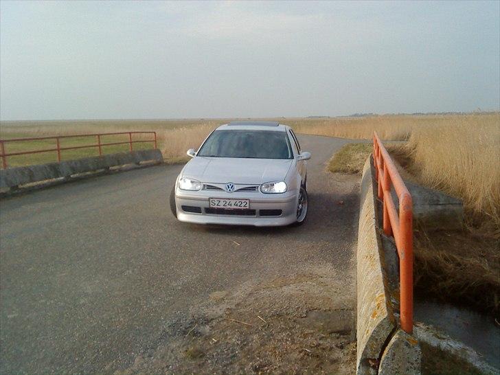VW GOLF 4  billede 4