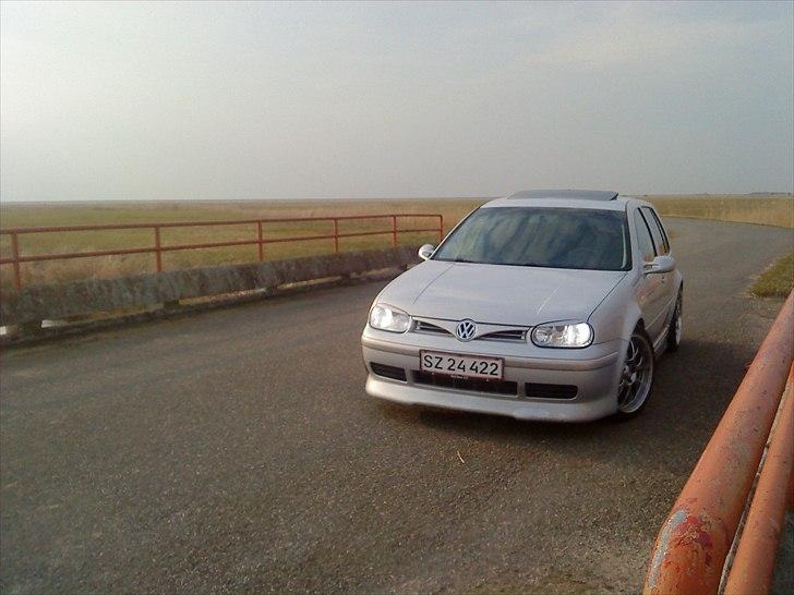 VW GOLF 4  billede 5