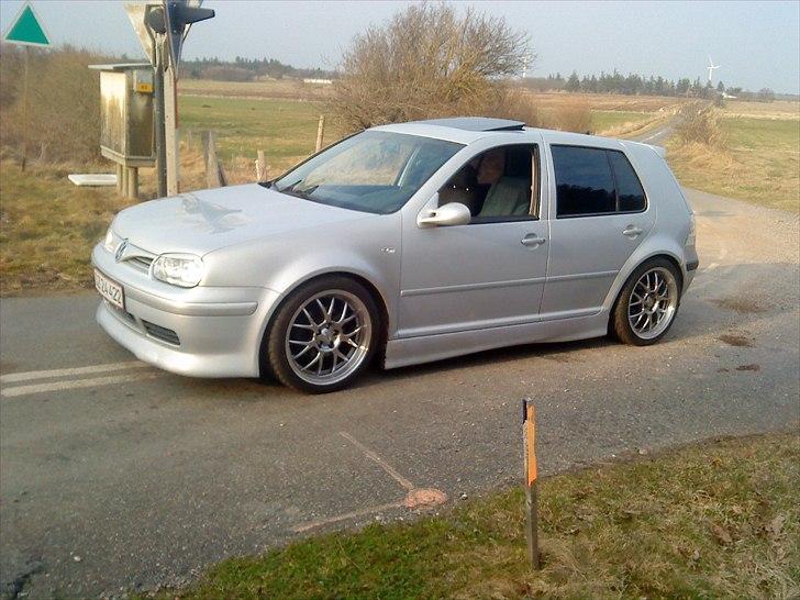 VW GOLF 4  billede 8