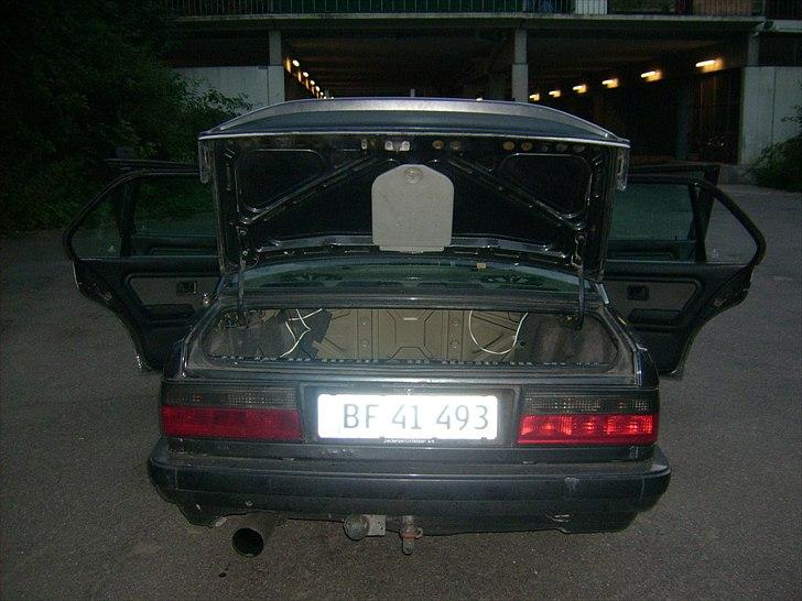 BMW 320i  e30 solgt billede 10