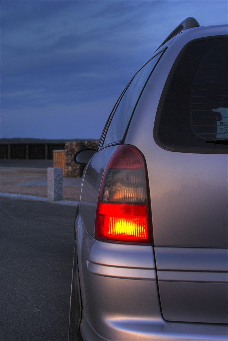 Opel Vectra B STC. - HDRi - Med de gamle fælge billede 13