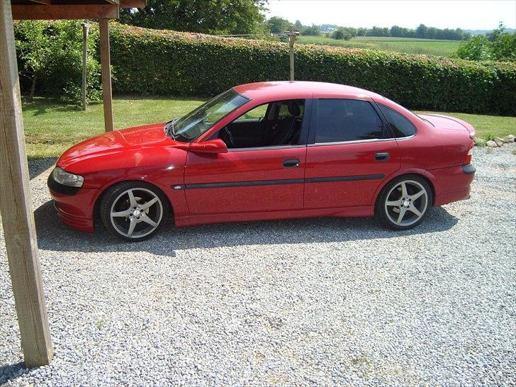 Opel Vectra B SOLGT billede 2