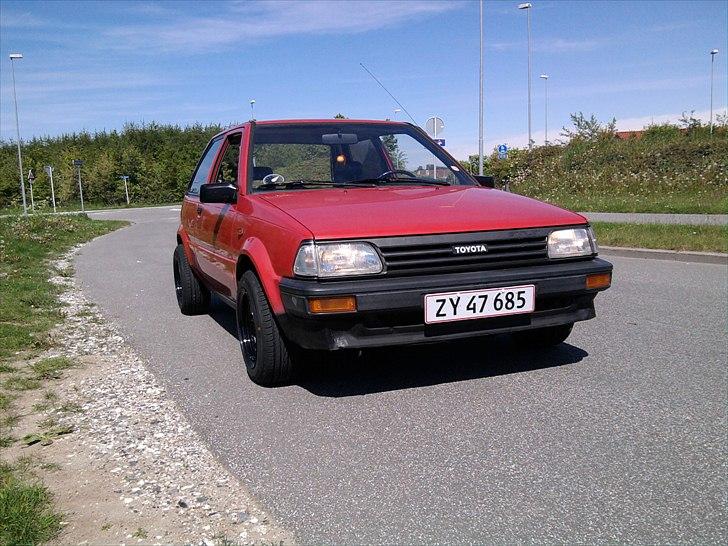 Toyota starlet billede 18