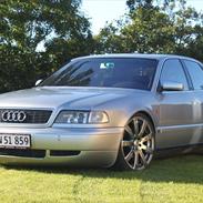 Audi A8 4,2 Quattro