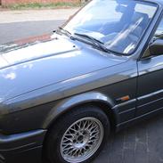 BMW E30 325 M-Tech2