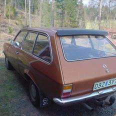 Opel Ascona Voyage