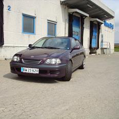 Toyota Avensis 1,8 Luna