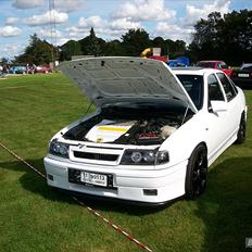 Opel Vectra 2000 V6 24v