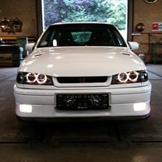 Opel Vectra 2000 V6 24v