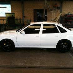 Opel Vectra 2000 V6 24v