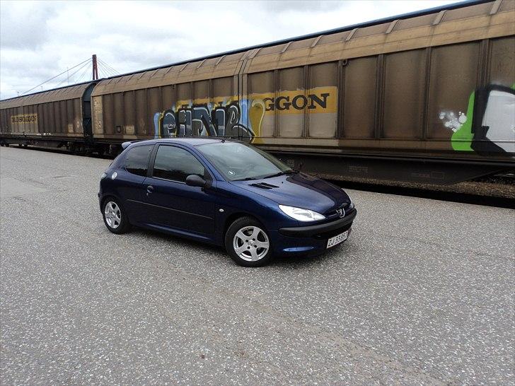 Peugeot 206 1,4 HDI solgt billede 1