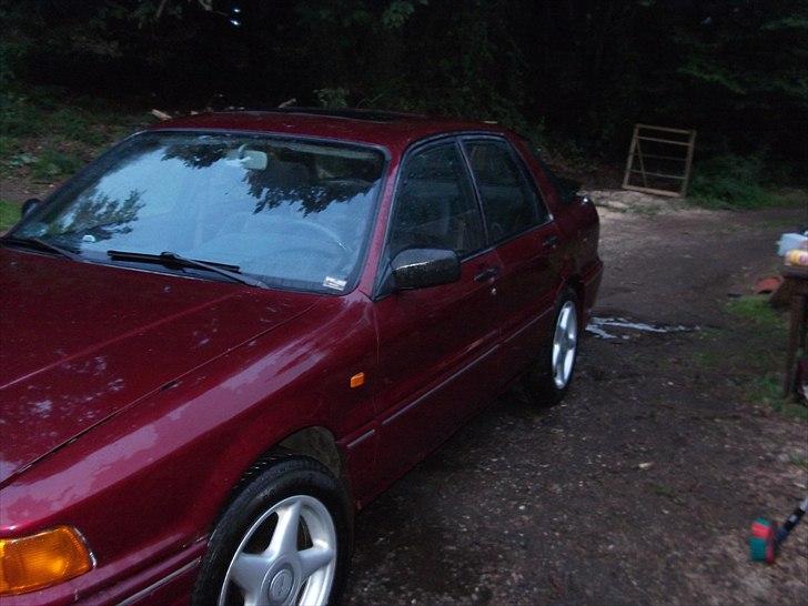 Mitsubishi Galant 2,0 solgt  billede 4