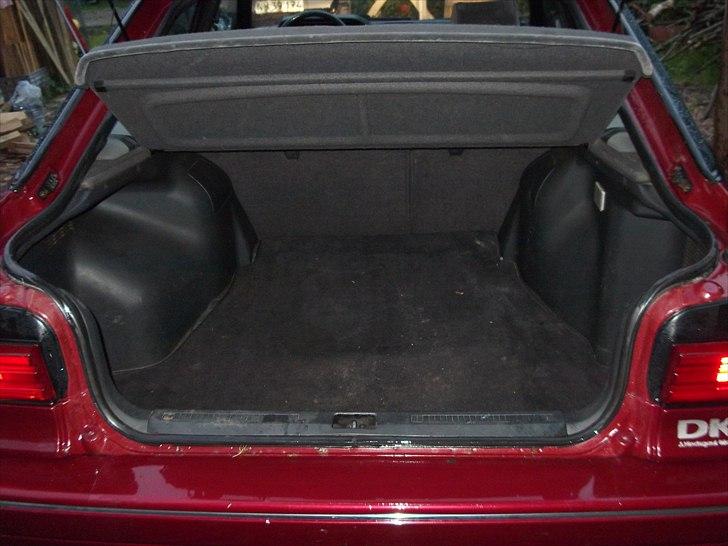 Mitsubishi Galant 2,0 solgt  billede 11