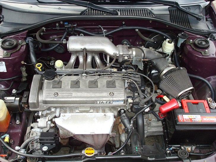 Toyota Avensis 1,8 Luna billede 7