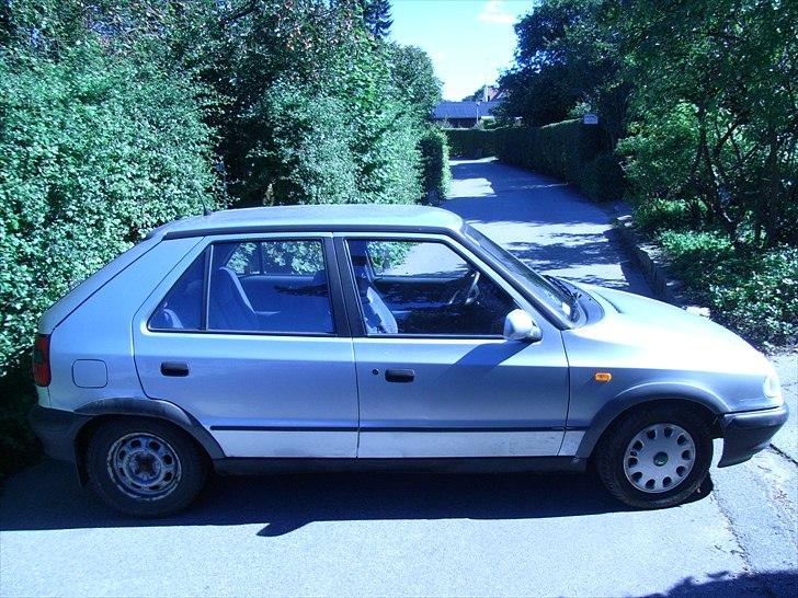 Skoda Felicia lx-plus *SOLGT* billede 1