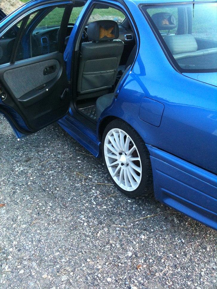 Nissan primera 1,6 sri  billede 4