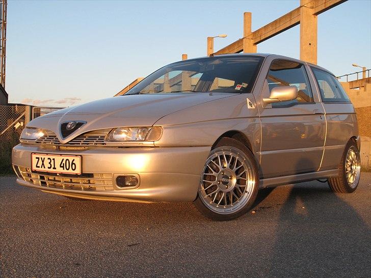 Alfa Romeo 145 Quadrifoglio Verde billede 5